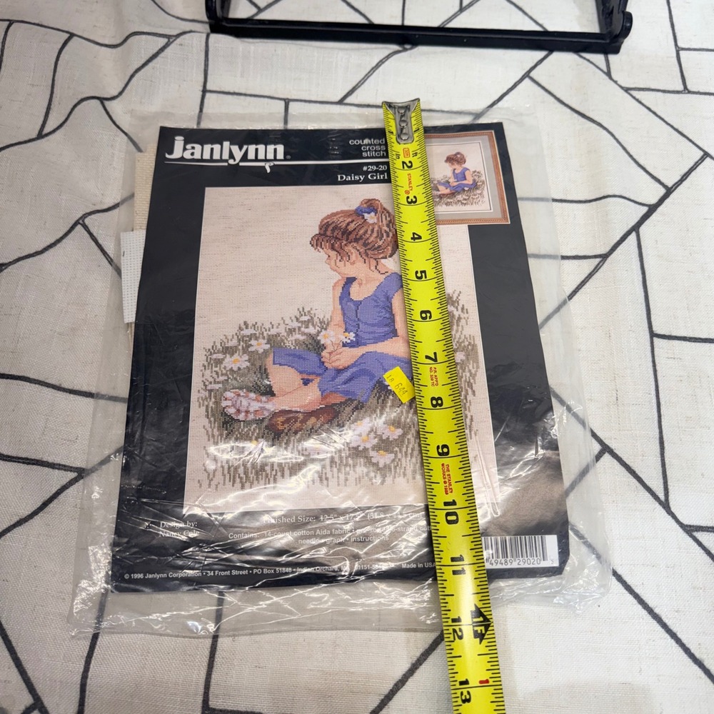 Janlynn Counted Cross Stitch Kit 12.5x17.5 Blue Daisy Girl Nancy Cole 29-20 VTG - Picture 5 of 5